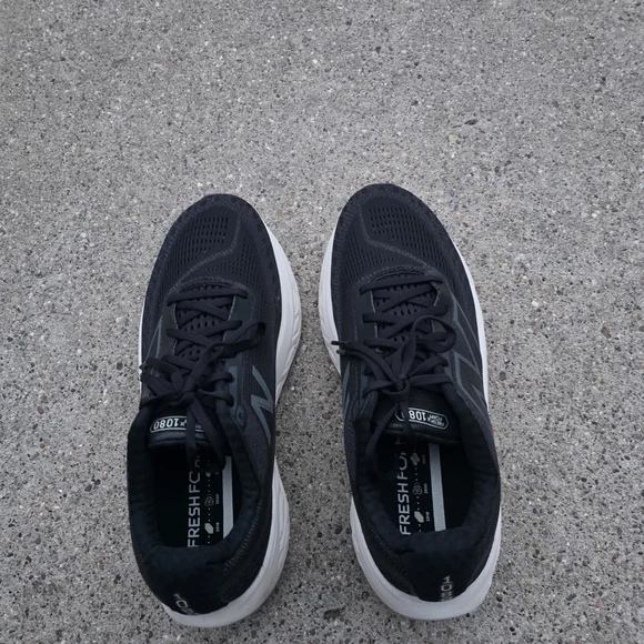 New Balance Fresg Foam 1080 Sneaker Men Size 9. 2E - Picture 15 of 16